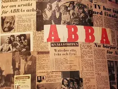 Bild föreställande en samling tidningsurklipp som handlar om ABBA och låten Waterloo